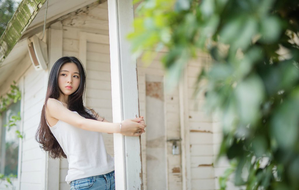 人生一世，也不过是一个又一个二十四小时的叠加，在这样宝贵的光阴里，我必须明白自己的选择。——三毛《送你一匹马》